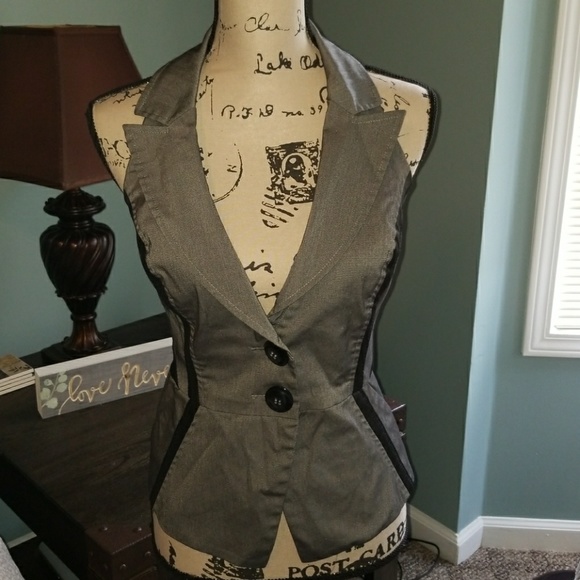XOXO Jackets & Blazers - New XOXO Tuxedo Vest  * Final Price *